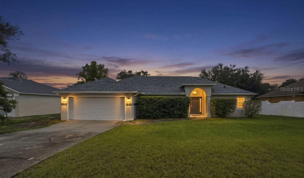 Single Family Residence at 1725 HERNANDO AVE, DELTONA, photo 2 of 31