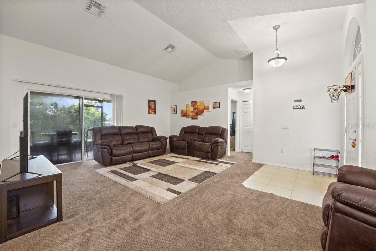 Single Family Residence at 1725 HERNANDO AVE, DELTONA, photo 3 of 31
