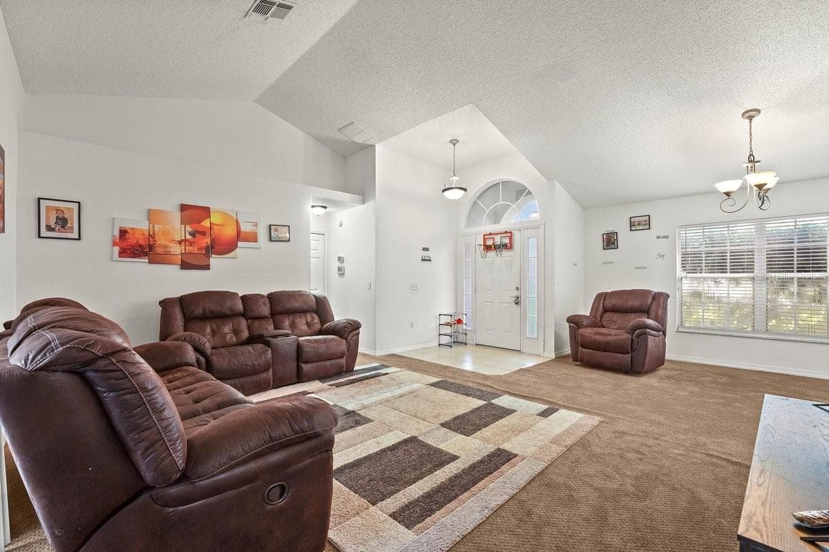Single Family Residence at 1725 HERNANDO AVE, DELTONA, photo 4 of 31