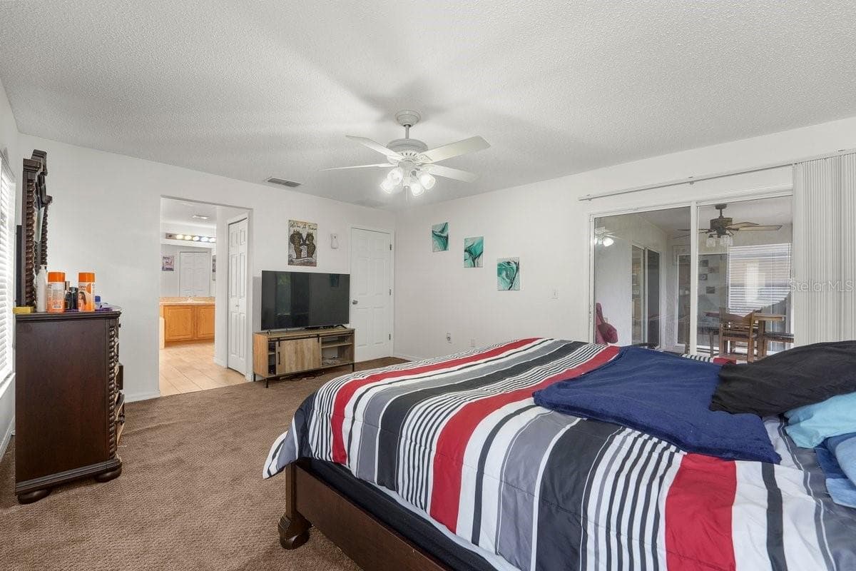 Single Family Residence at 1725 HERNANDO AVE, DELTONA, photo 20 of 31