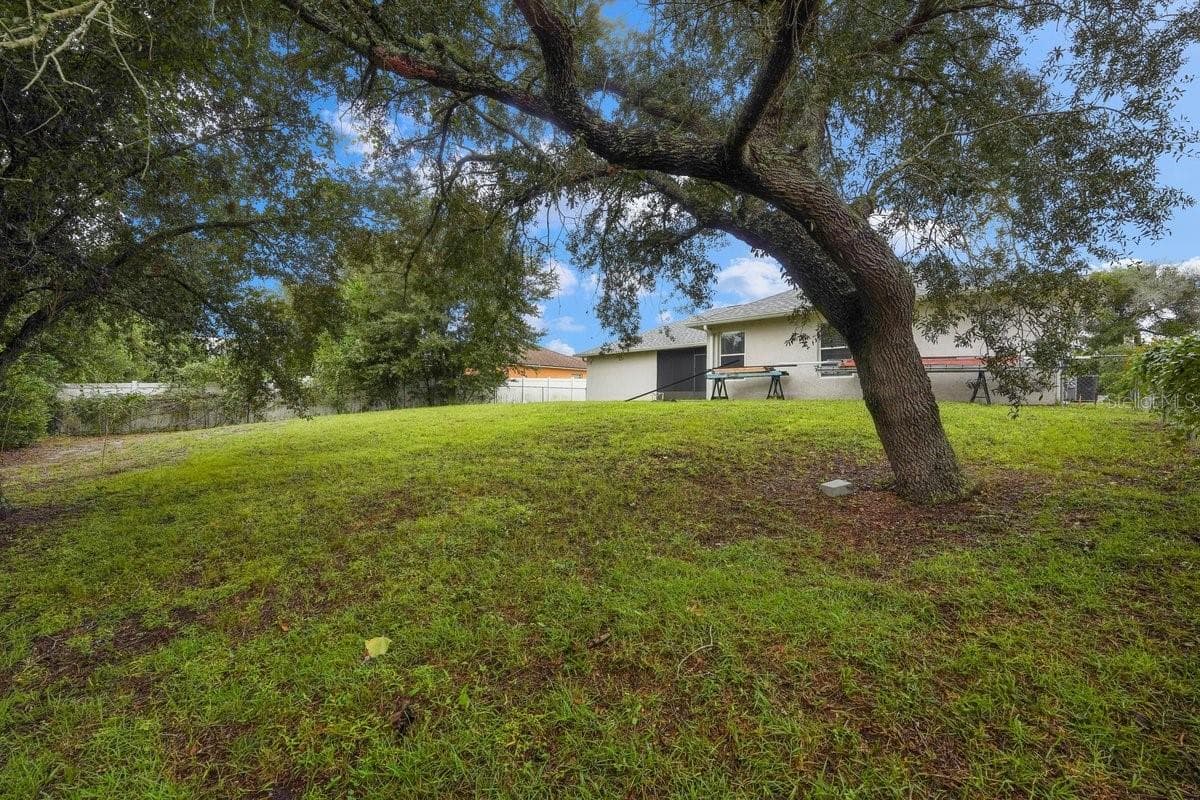 Single Family Residence at 1725 HERNANDO AVE, DELTONA, photo 28 of 31