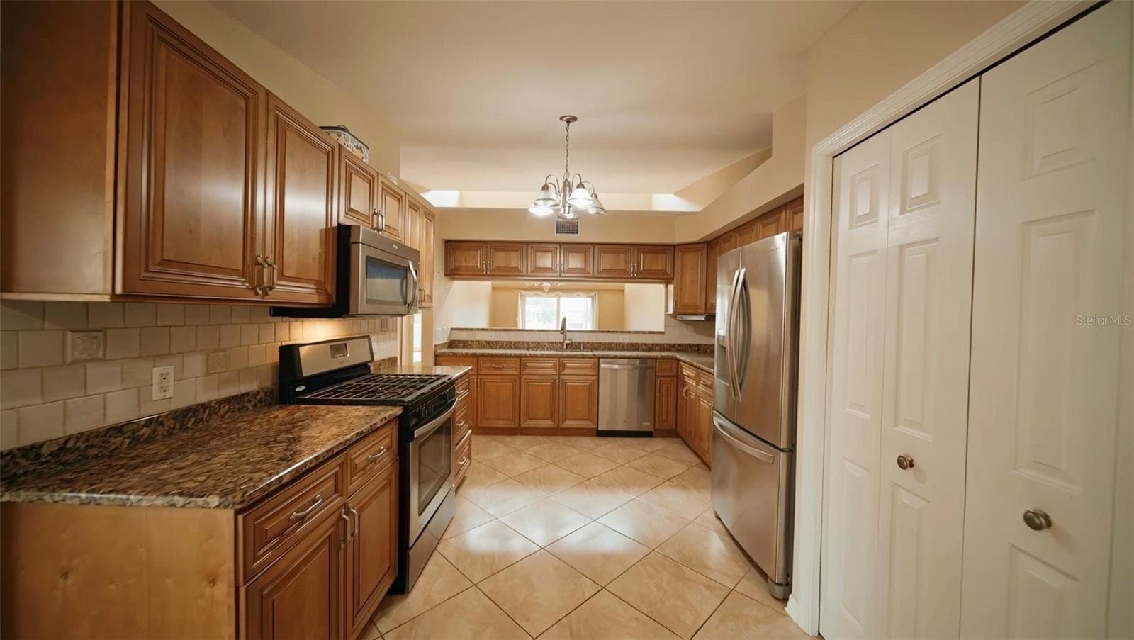 AI refrigerator - 4621 HIDDEN VIEW PL #27, SARASOTA
