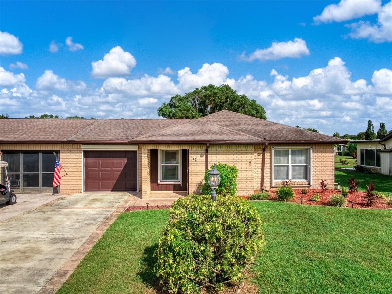 37 JASMINE ST