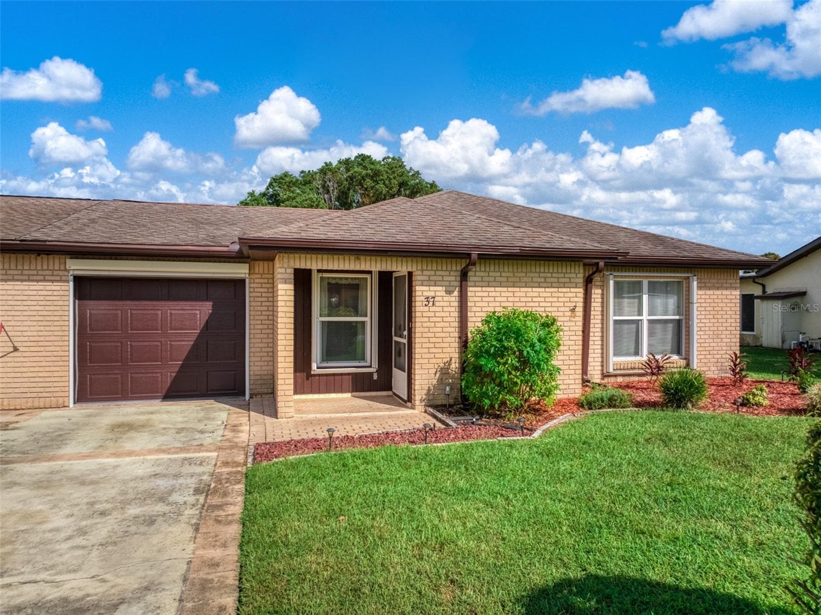Half Duplex at 37 JASMINE ST, LAKE PLACID, photo 2 of 65