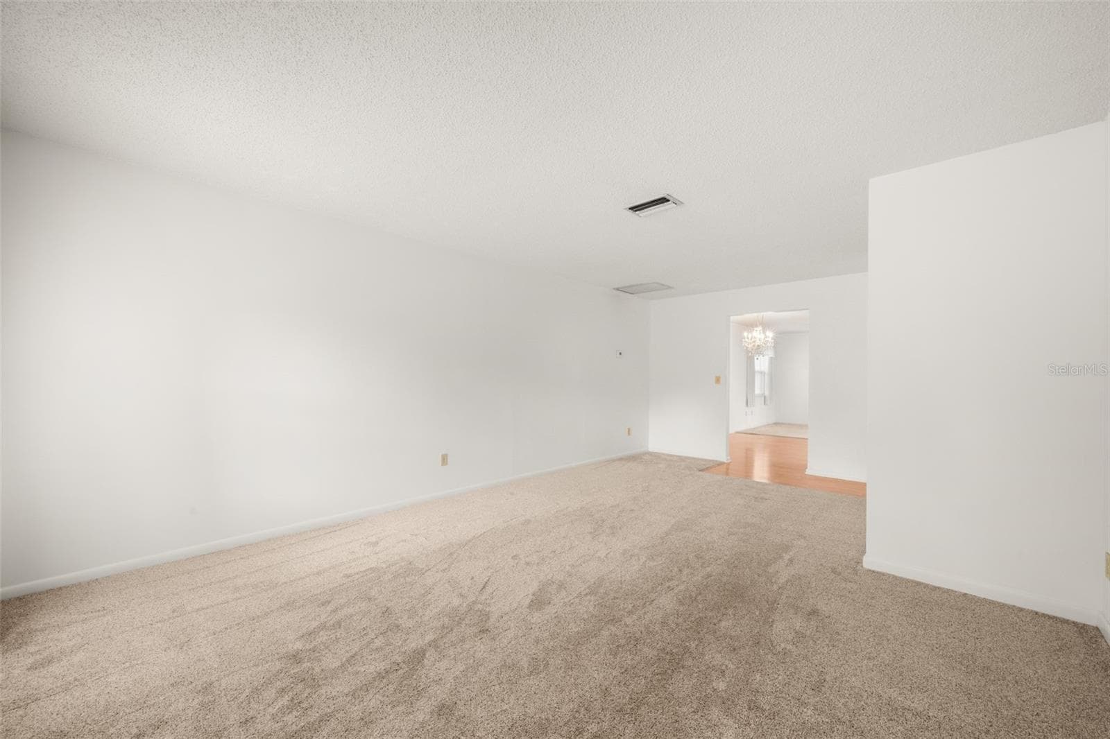 Half Duplex at 37 JASMINE ST, LAKE PLACID, photo 11 of 65