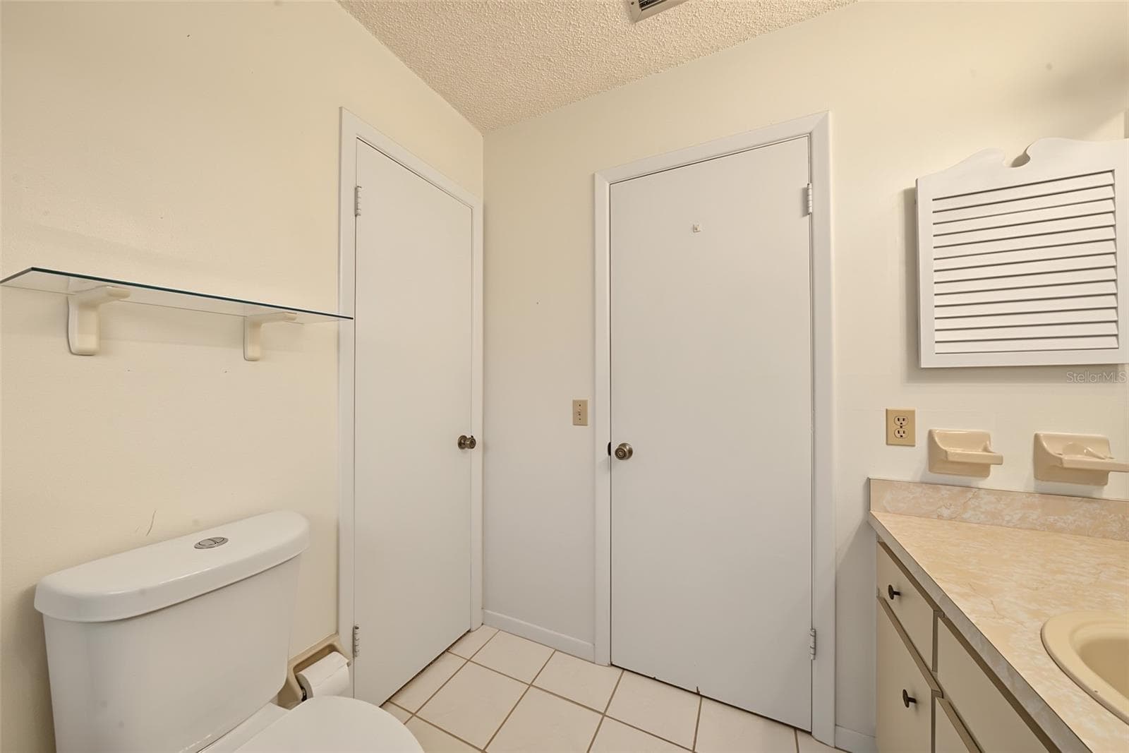 Half Duplex at 37 JASMINE ST, LAKE PLACID, photo 39 of 65