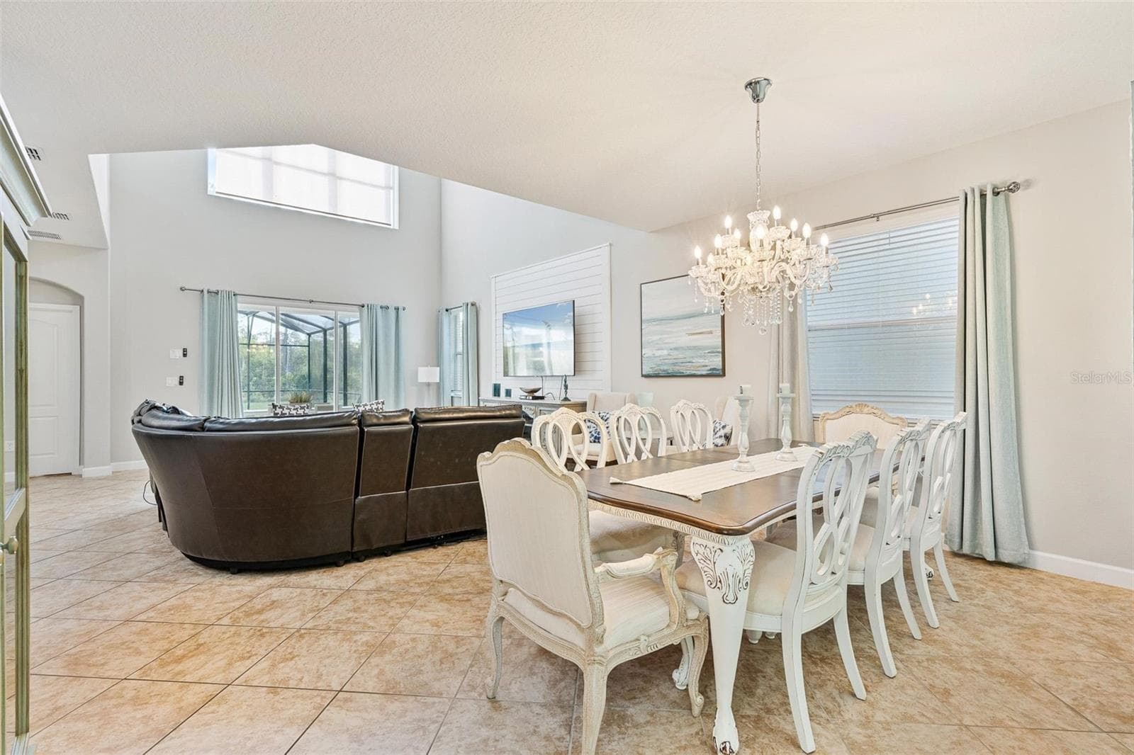 Single Family Residence at 2985 BUCCANEER PALM RD, KISSIMMEE, photo 14 of 47