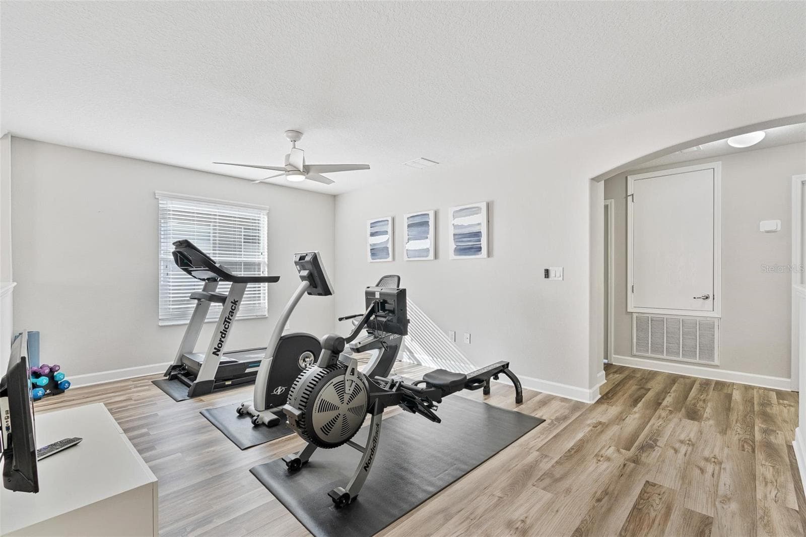 Single Family Residence at 2985 BUCCANEER PALM RD, KISSIMMEE, photo 21 of 47