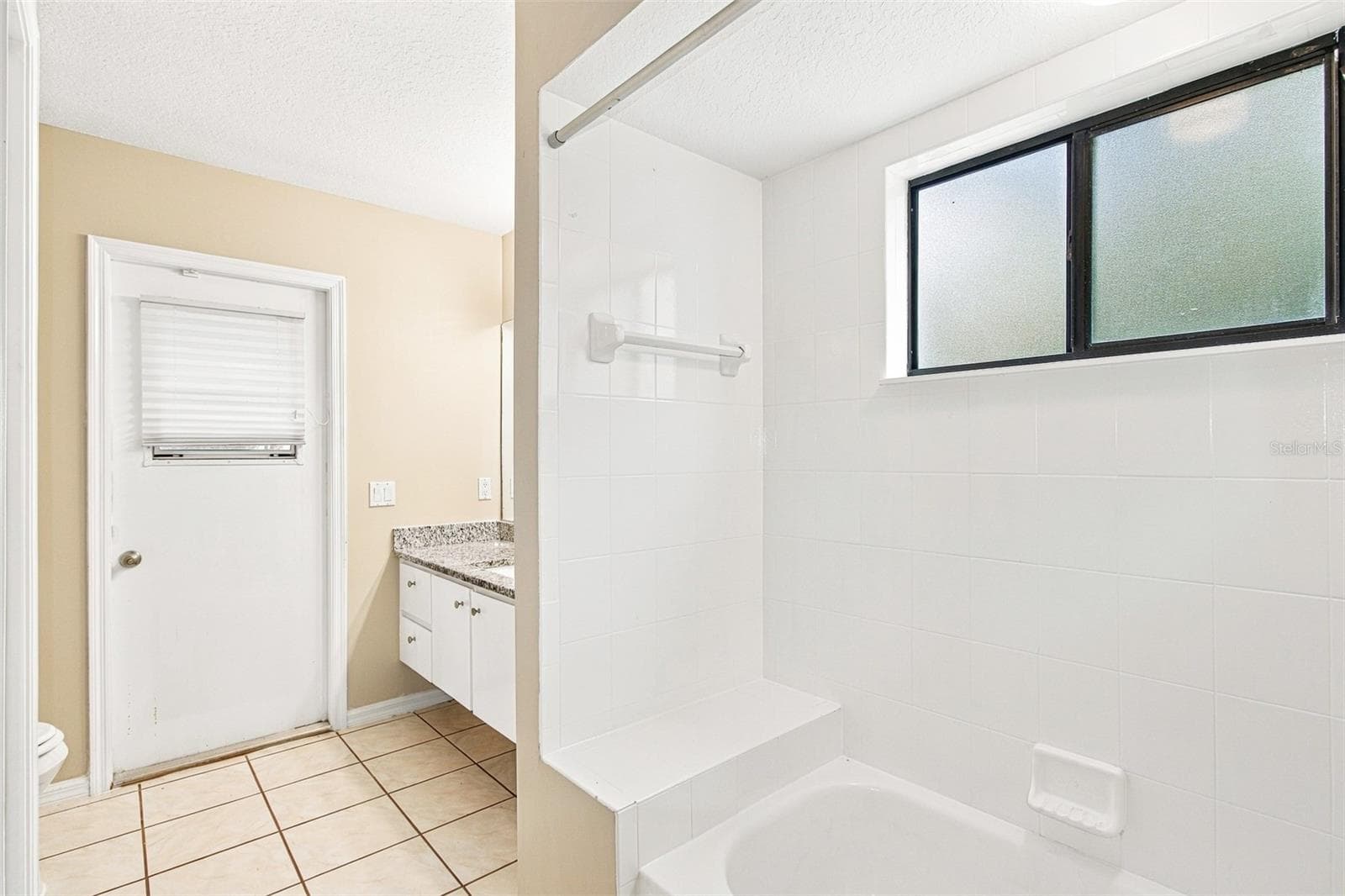 Single Family Residence at 4415 LAS PALMAS AVE, SPRING HILL, photo 15 of 21