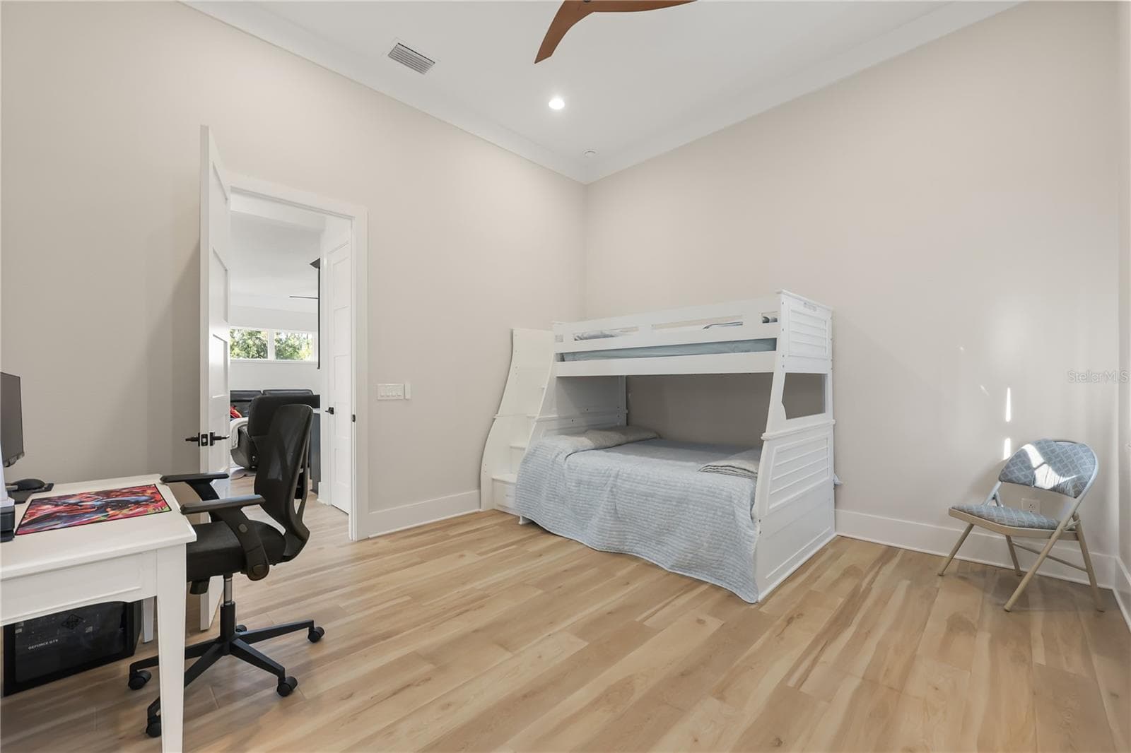 Single Family Residence at 15626 PENDIO DR, MONTVERDE, photo 38 of 56