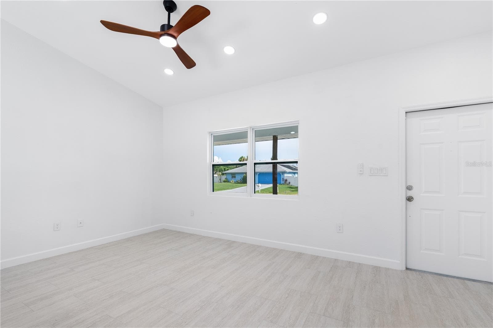 Single Family Residence at 20424 CALDER AVE, PORT CHARLOTTE, photo 5 of 33