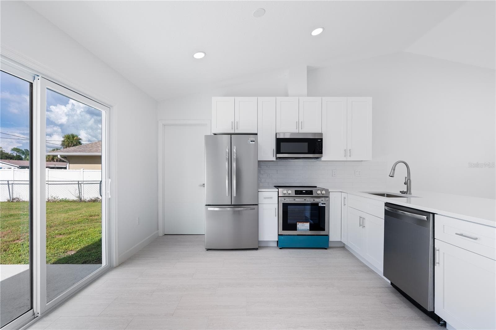 Single Family Residence at 20424 CALDER AVE, PORT CHARLOTTE, photo 8 of 33