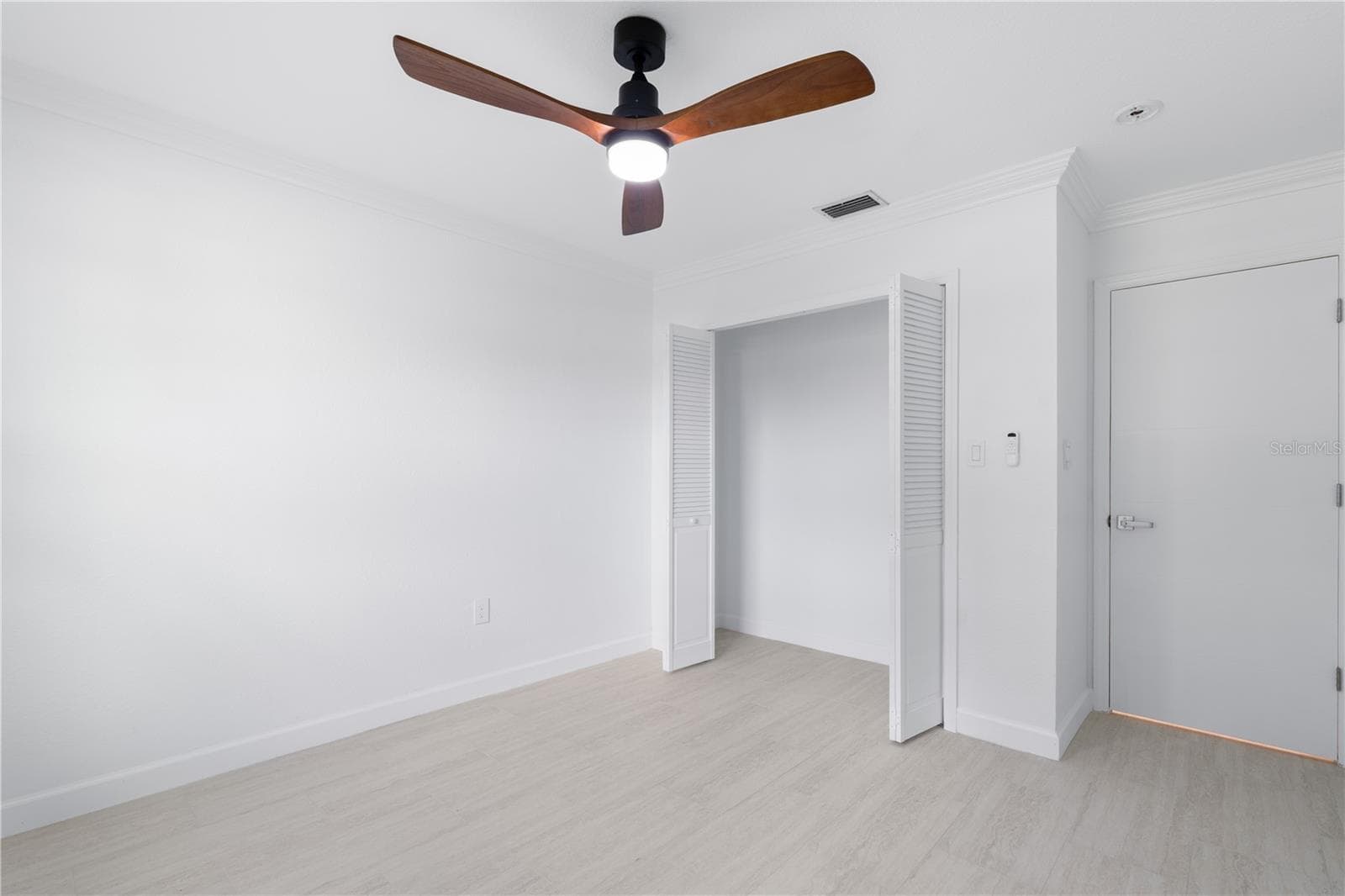 Single Family Residence at 20424 CALDER AVE, PORT CHARLOTTE, photo 11 of 33