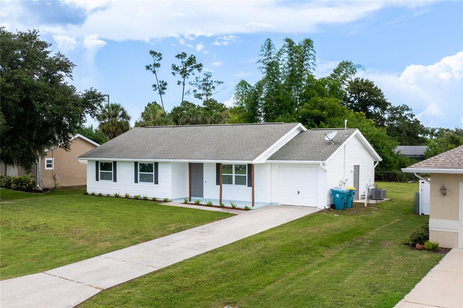 Single Family Residence at 20424 CALDER AVE, PORT CHARLOTTE, photo 27 of 33
