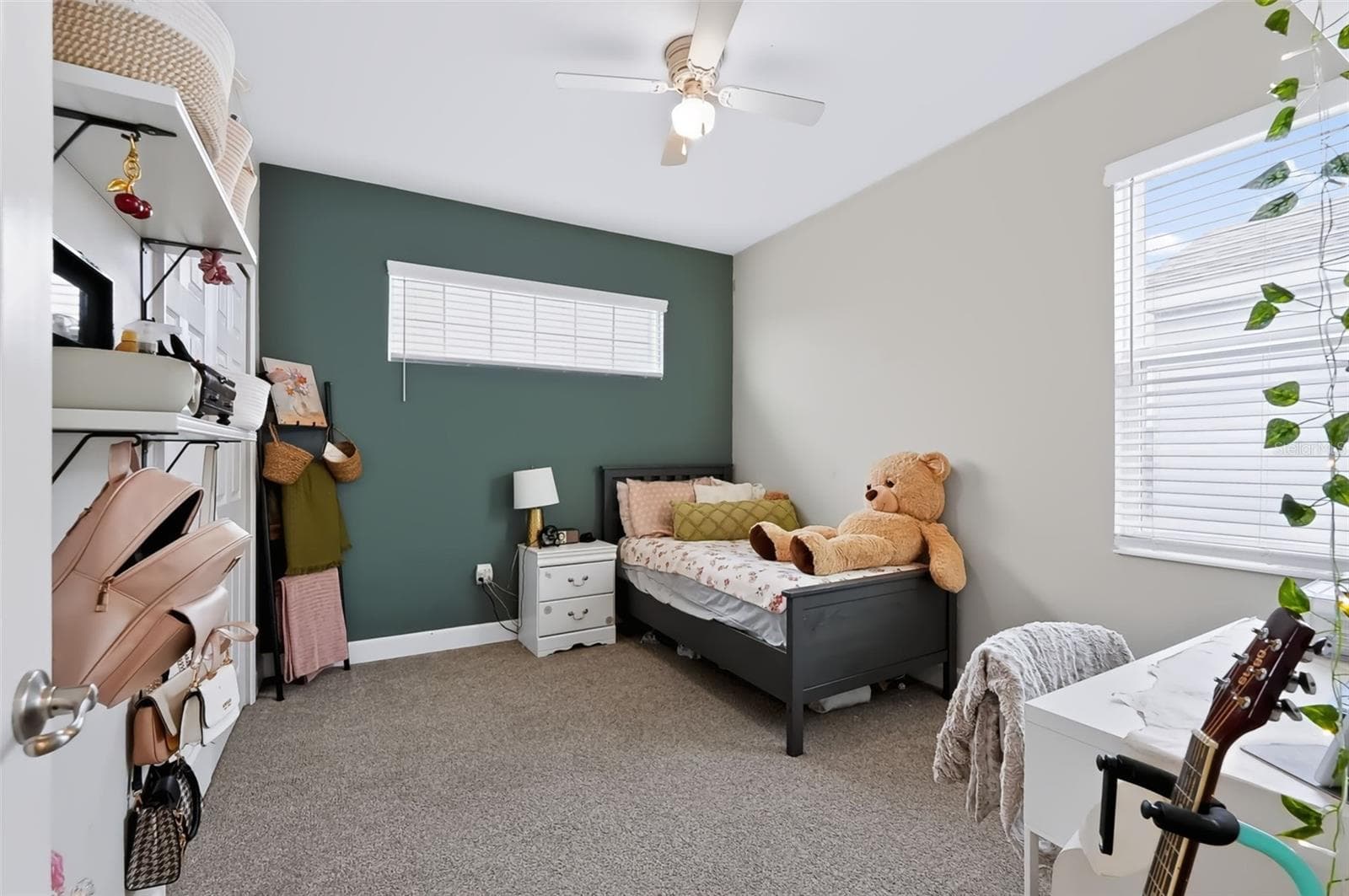Single Family Residence at 6118 VOYAGERS PL, APOLLO BEACH, photo 12 of 46
