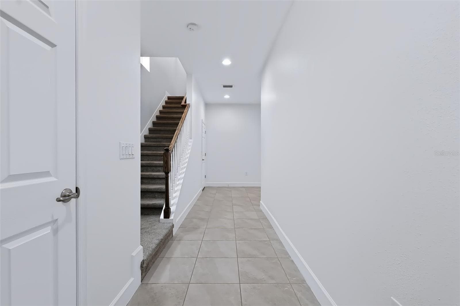Single Family Residence at 6118 VOYAGERS PL, APOLLO BEACH, photo 16 of 46