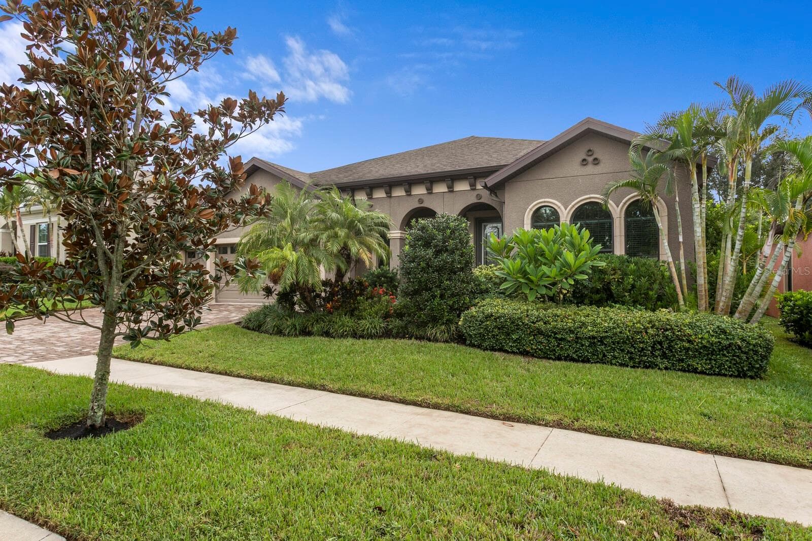 Single Family Residence at 821 FLORESTA ST, BRANDON, photo 4 of 100