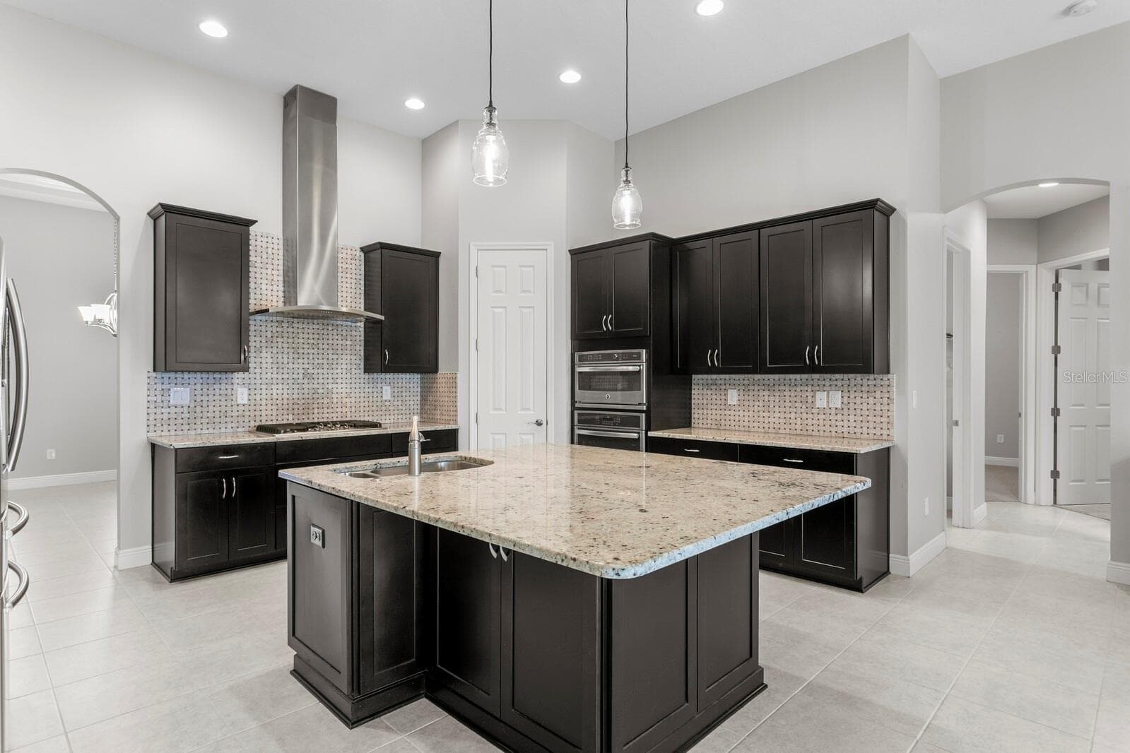 Single Family Residence at 821 FLORESTA ST, BRANDON, photo 26 of 100