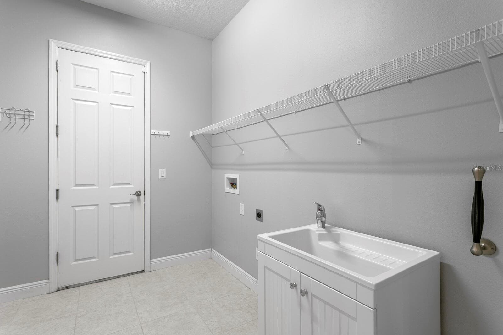 Single Family Residence at 821 FLORESTA ST, BRANDON, photo 46 of 100