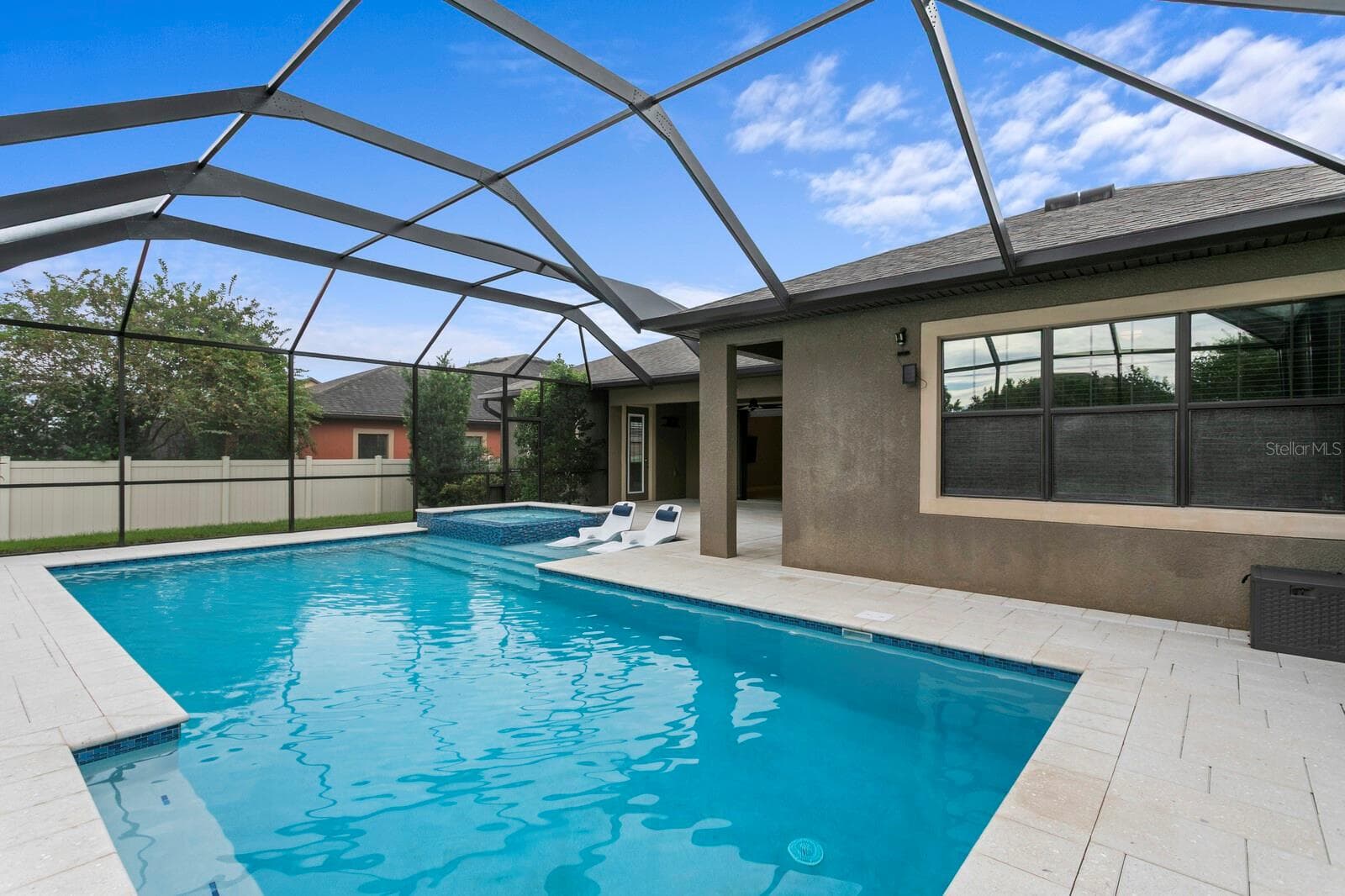 Single Family Residence at 821 FLORESTA ST, BRANDON, photo 55 of 100