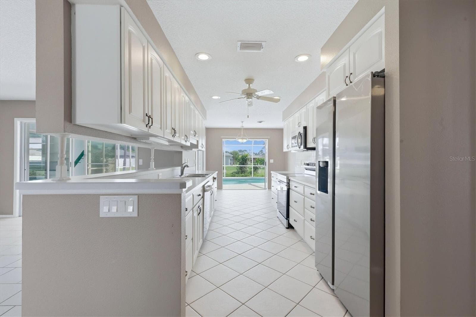 Single Family Residence at 941 GASPARILLA BLVD, ENGLEWOOD, photo 14 of 46