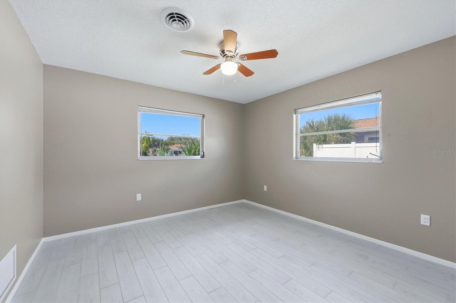 Single Family Residence at 941 GASPARILLA BLVD, ENGLEWOOD, photo 27 of 46