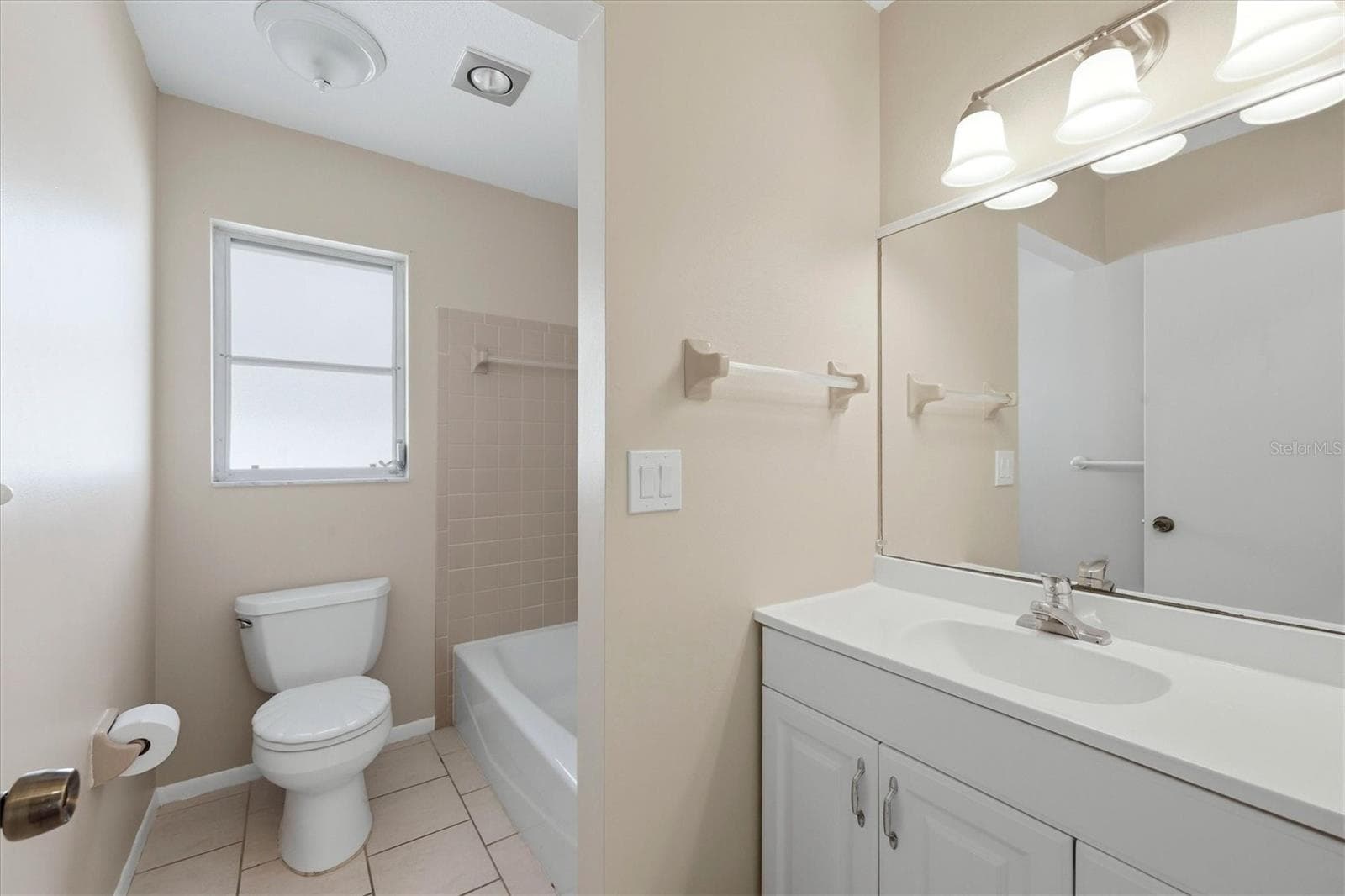 Single Family Residence at 941 GASPARILLA BLVD, ENGLEWOOD, photo 28 of 46