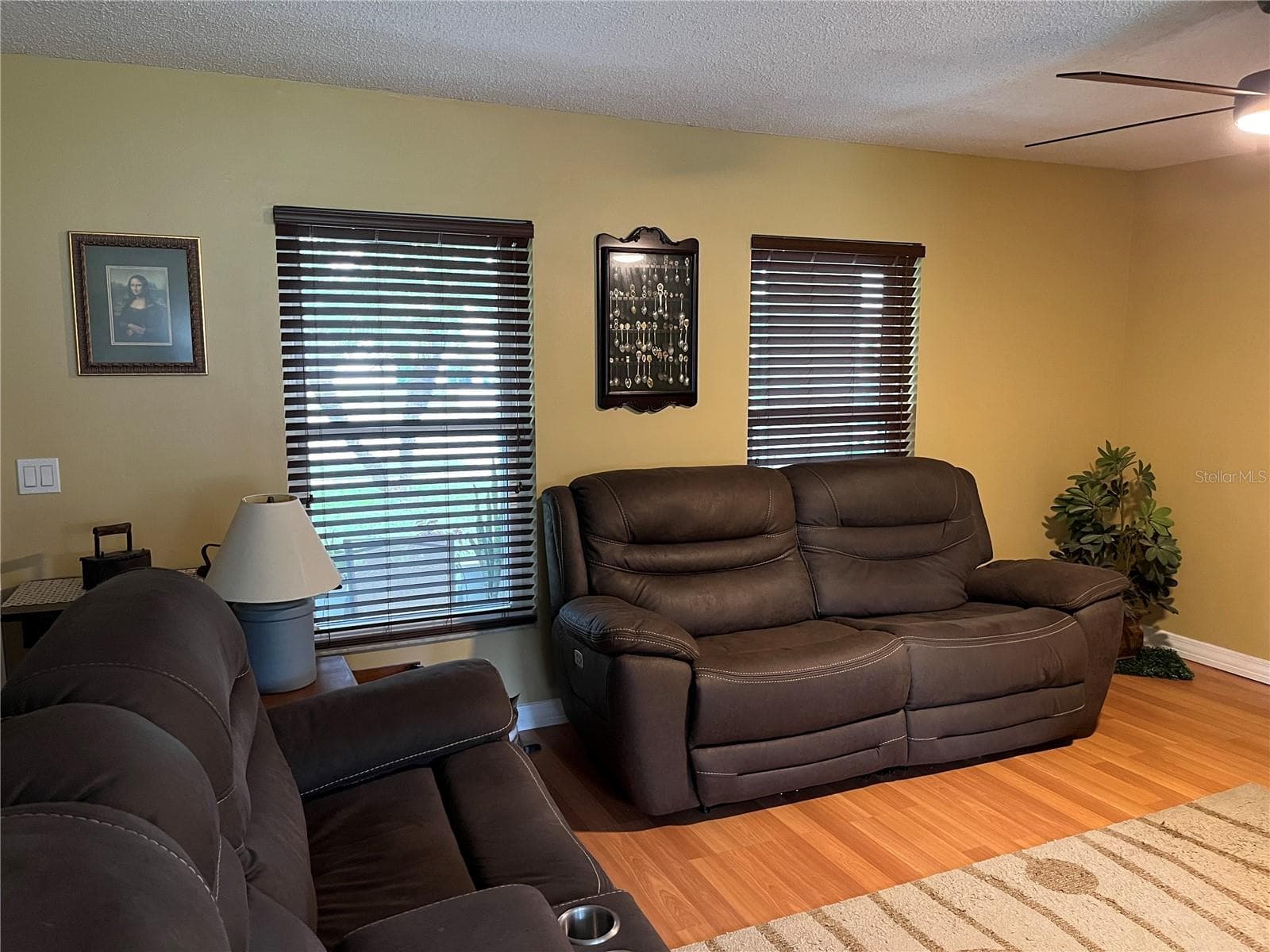 Single Family Residence at 220 MISSISSIPPI WOODS LN, ORLANDO, photo 10 of 42