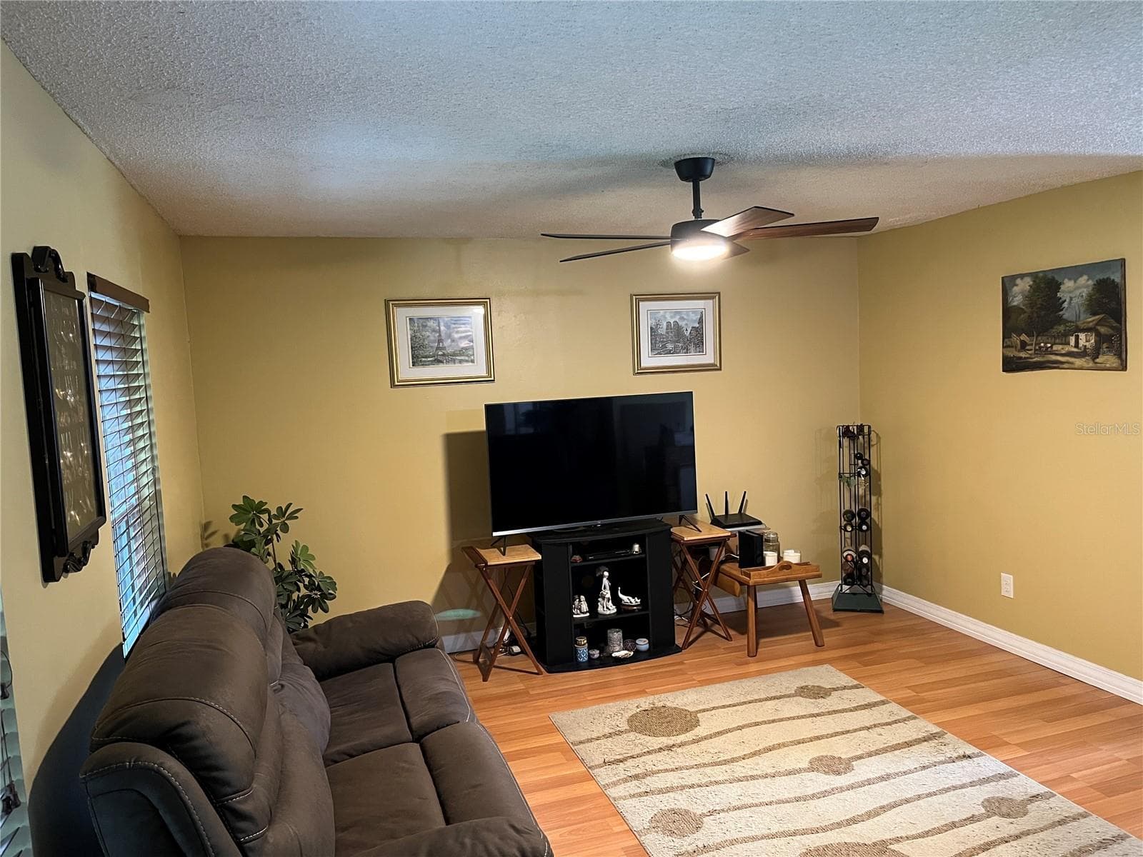 Single Family Residence at 220 MISSISSIPPI WOODS LN, ORLANDO, photo 11 of 42