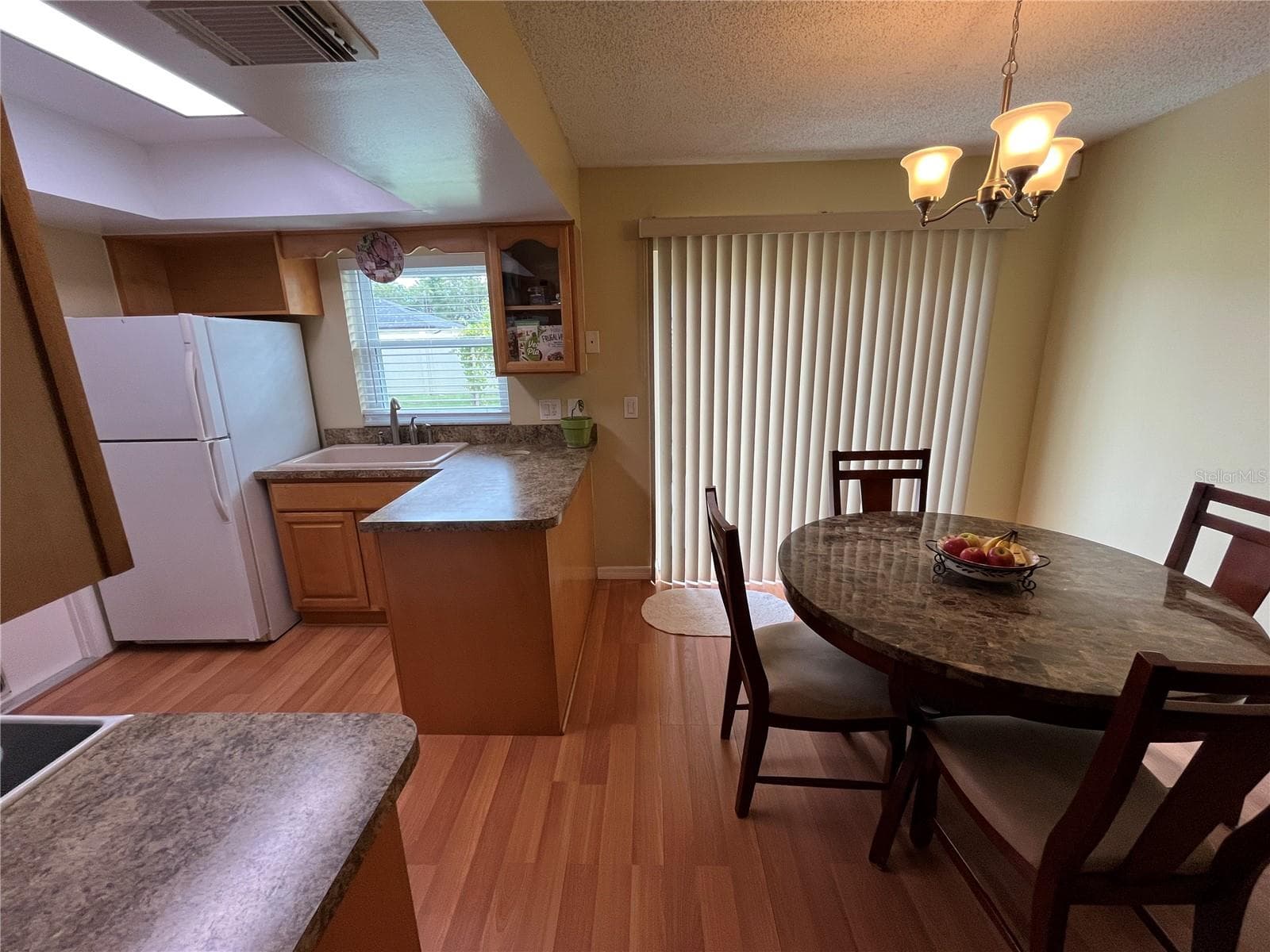Single Family Residence at 220 MISSISSIPPI WOODS LN, ORLANDO, photo 12 of 42