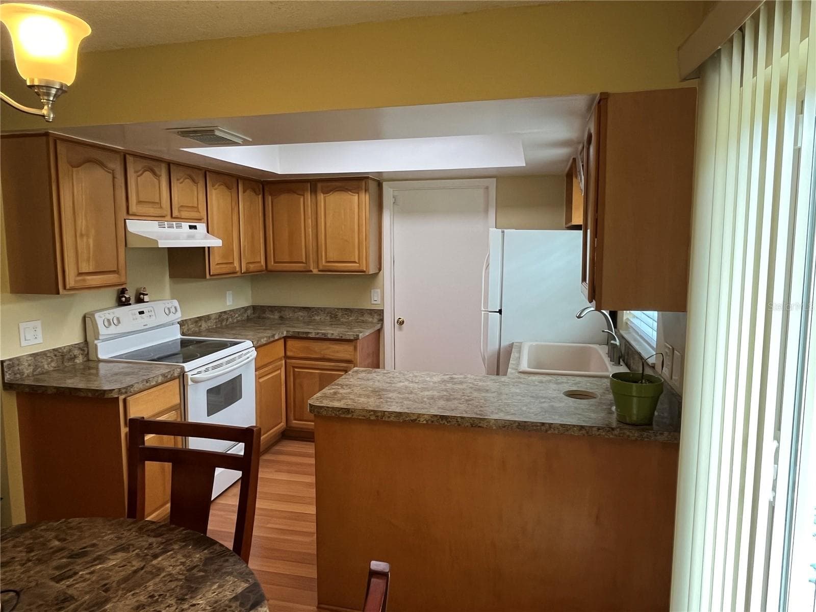 Single Family Residence at 220 MISSISSIPPI WOODS LN, ORLANDO, photo 15 of 42