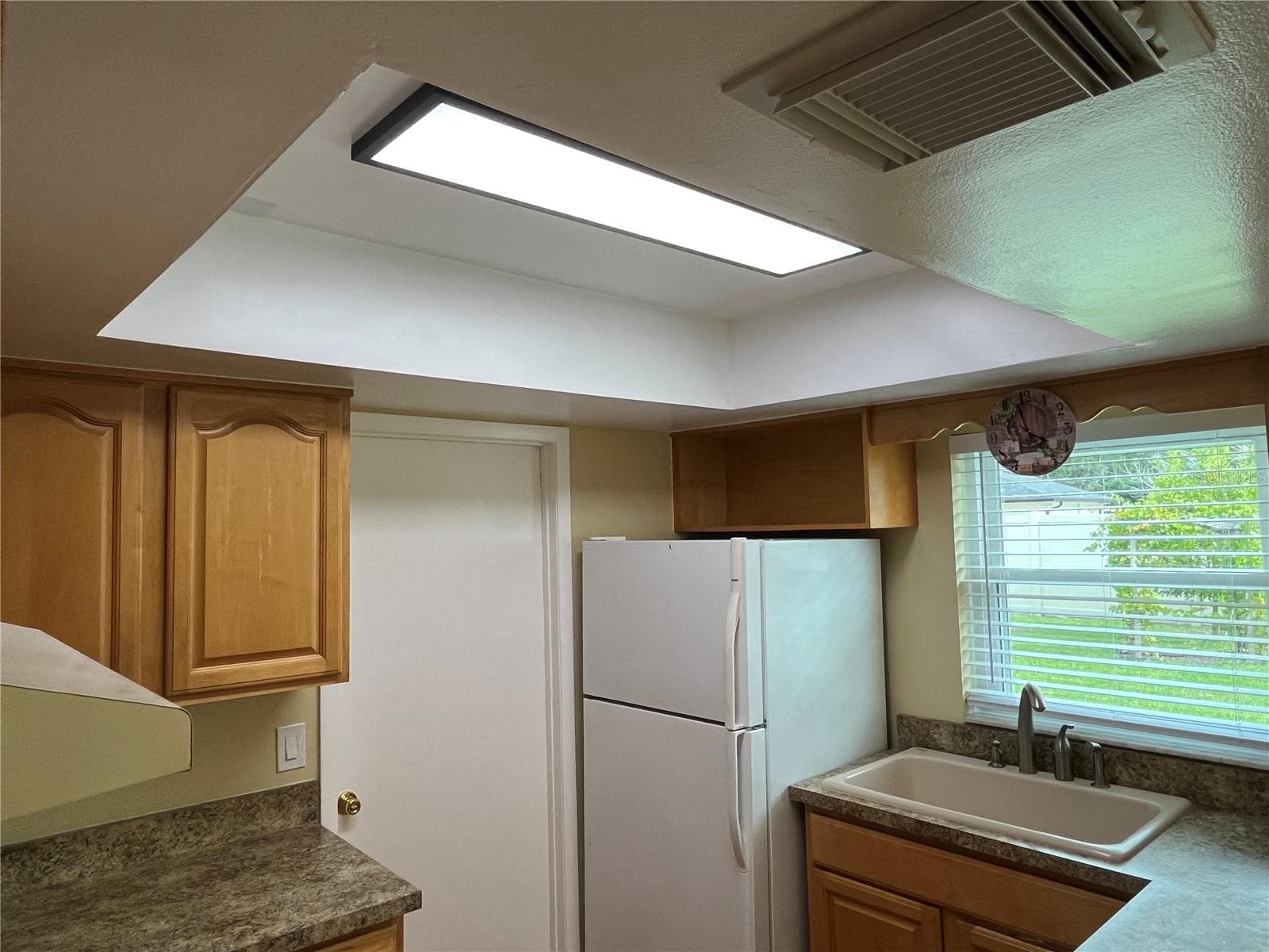 Single Family Residence at 220 MISSISSIPPI WOODS LN, ORLANDO, photo 18 of 42