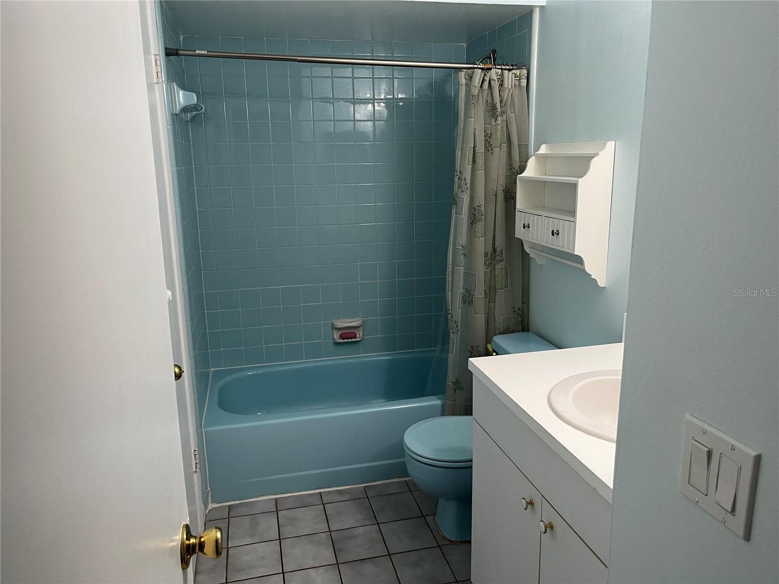 Single Family Residence at 220 MISSISSIPPI WOODS LN, ORLANDO, photo 25 of 42