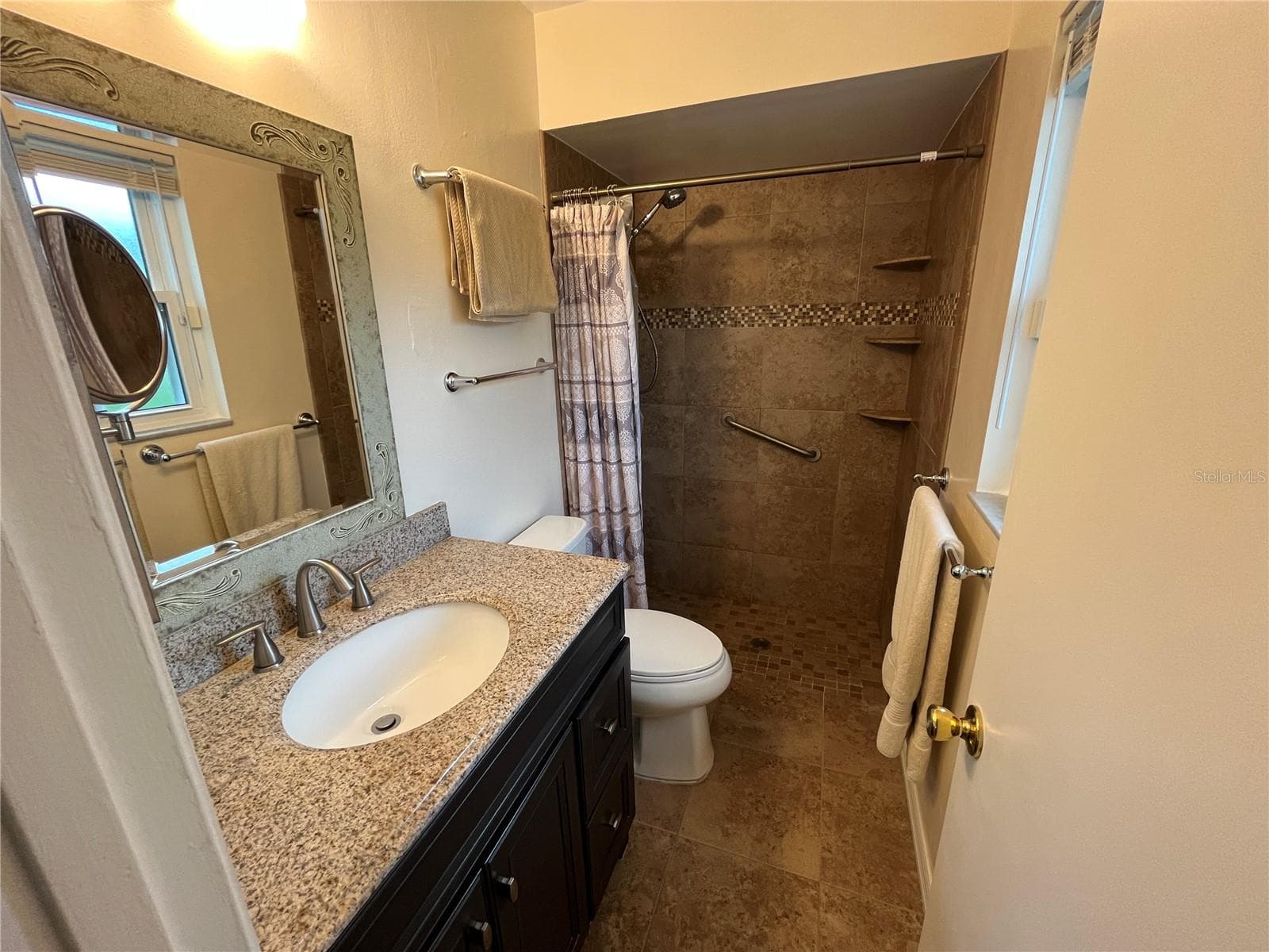 Single Family Residence at 220 MISSISSIPPI WOODS LN, ORLANDO, photo 31 of 42
