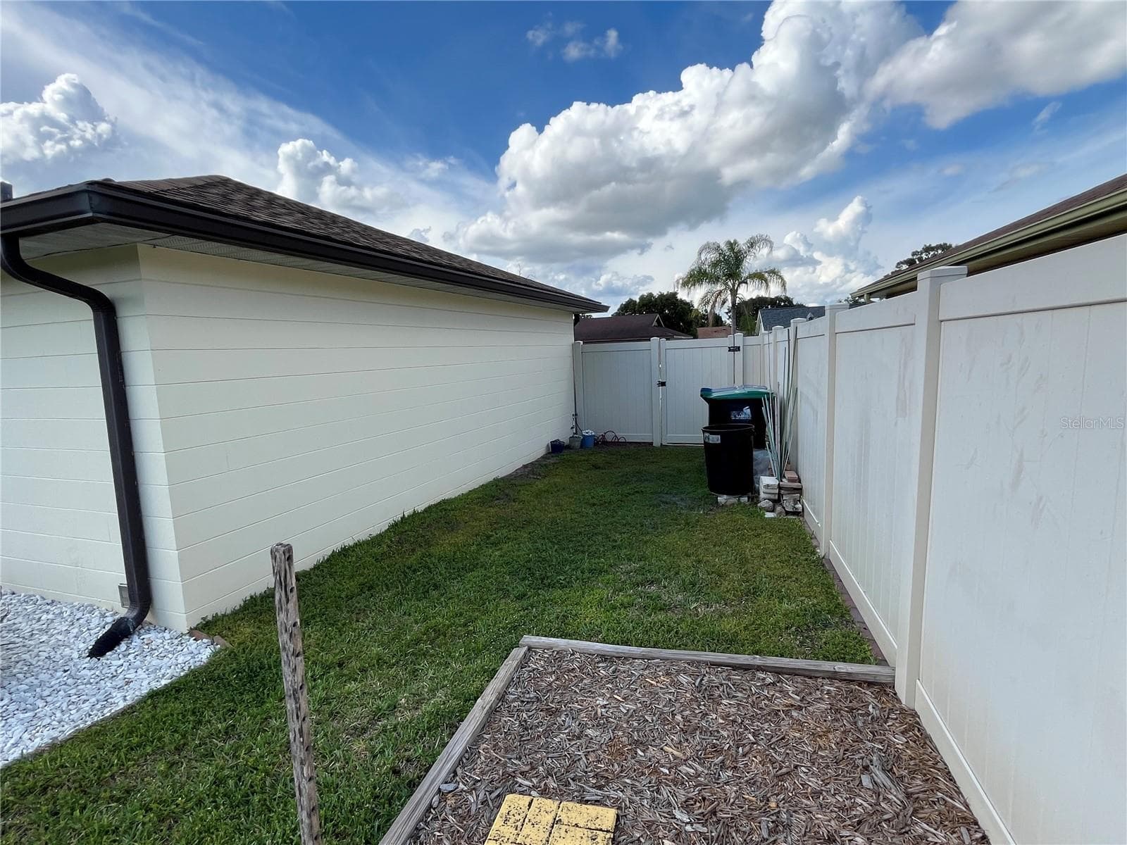 Single Family Residence at 220 MISSISSIPPI WOODS LN, ORLANDO, photo 38 of 42