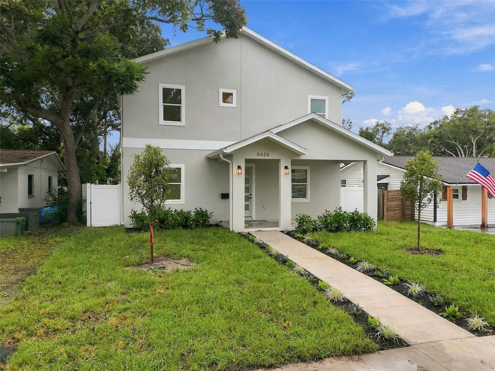 Single Family Residence at 5620 3RD AVE N, ST PETERSBURG, photo 4 of 97