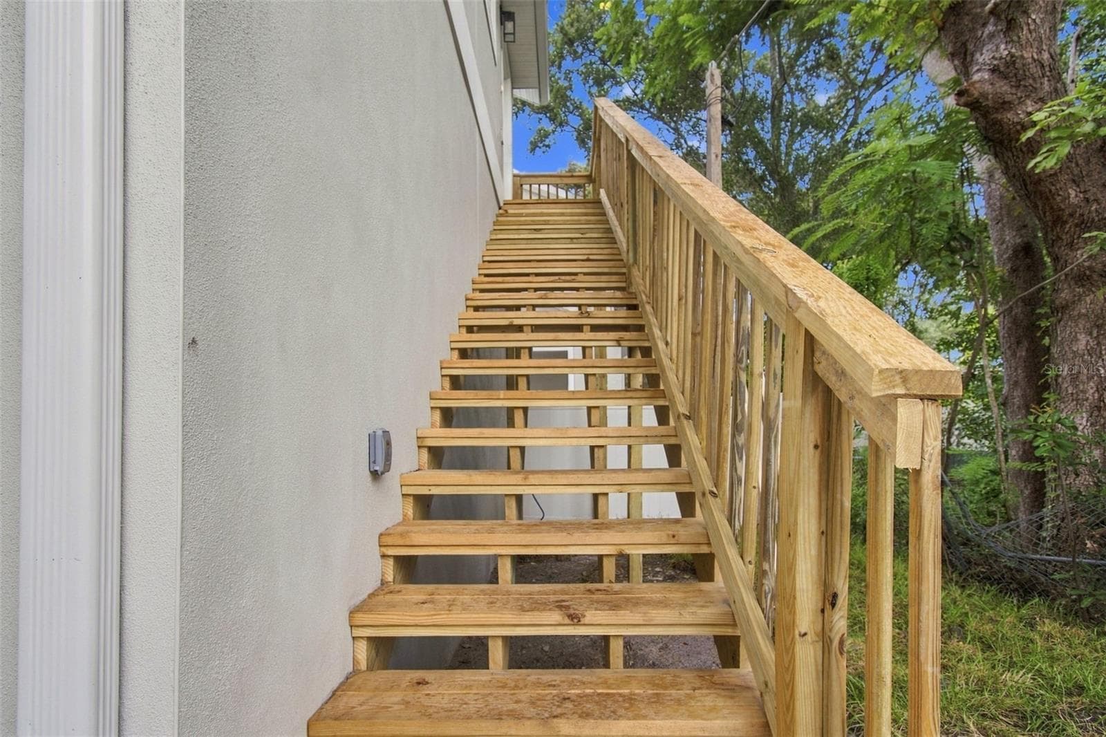 Single Family Residence at 5620 3RD AVE N, ST PETERSBURG, photo 74 of 97