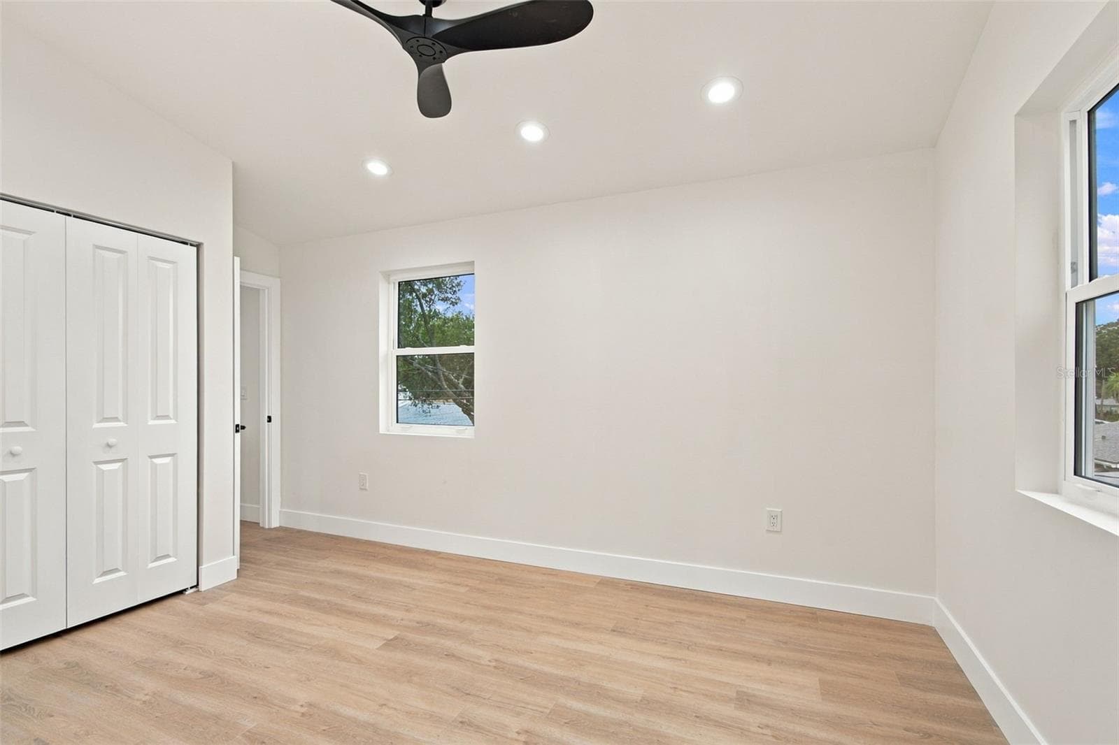Single Family Residence at 5620 3RD AVE N, ST PETERSBURG, photo 82 of 97