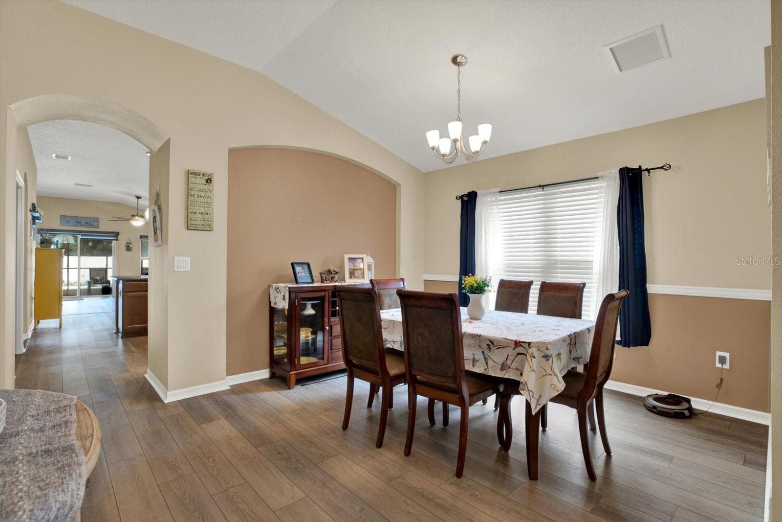 Single Family Residence at 14076 FINSBURY DR, SPRING HILL, photo 4 of 30