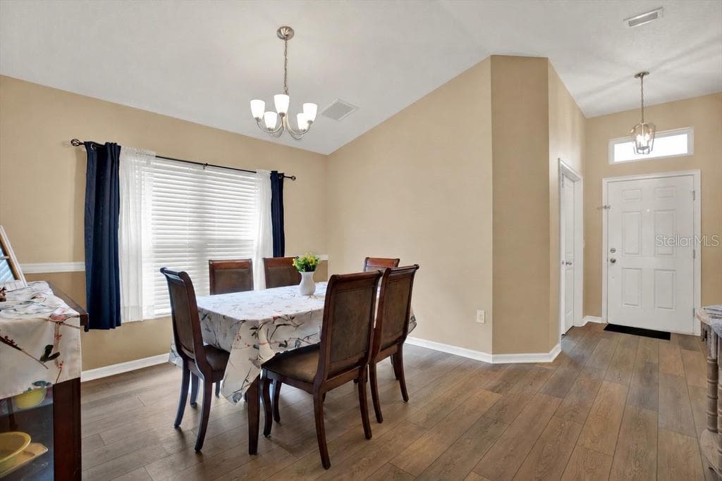 Single Family Residence at 14076 FINSBURY DR, SPRING HILL, photo 6 of 30