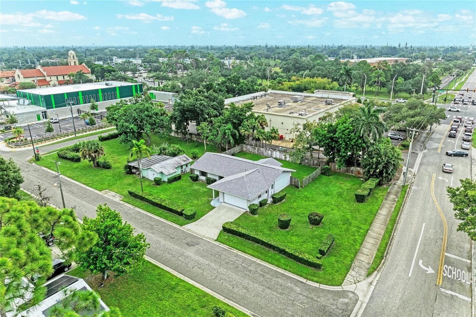 Single Family Residence at 4205 4TH AVE W, BRADENTON, photo 10 of 46