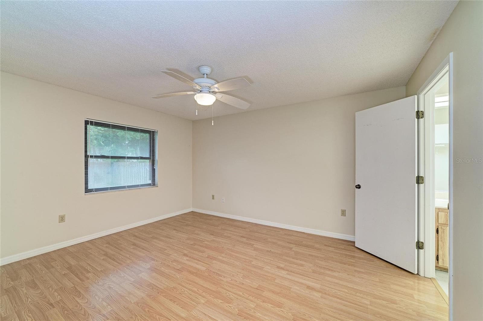Single Family Residence at 4205 4TH AVE W, BRADENTON, photo 27 of 46