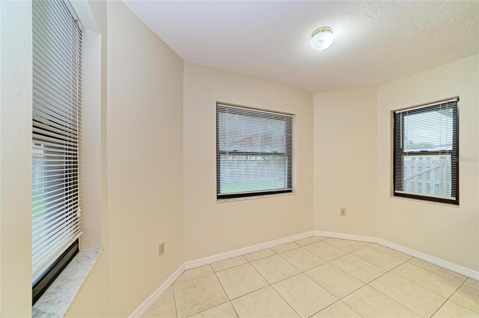 Single Family Residence at 4205 4TH AVE W, BRADENTON, photo 29 of 46