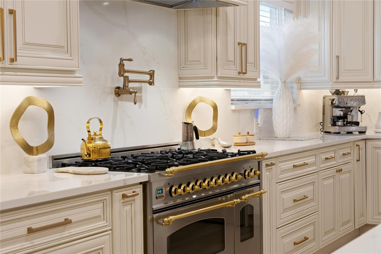 Imported ILVE range with gas stove - 489 AVILA PL, HOWEY IN THE HILLS
