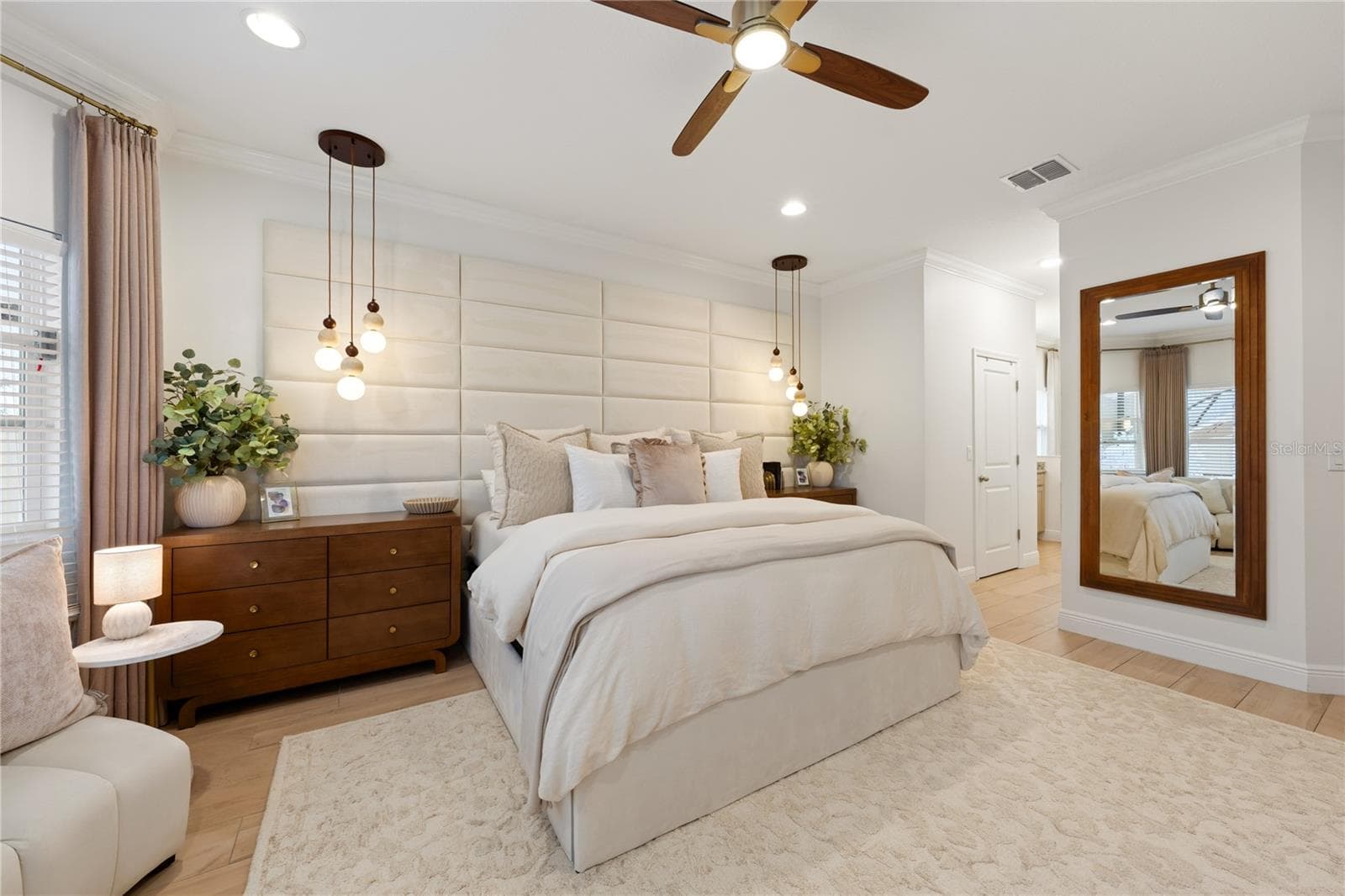 Single Family Residence at 489 AVILA PL, HOWEY IN THE HILLS, photo 29 of 71