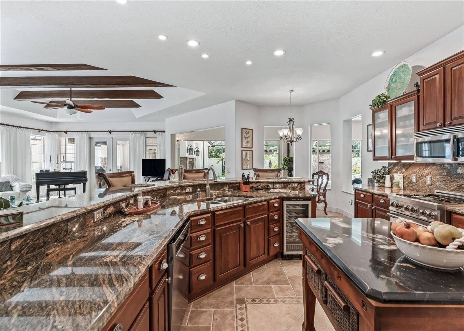 Chef's Kitchen - 2917 LARRANAGA DR, THE VILLAGES