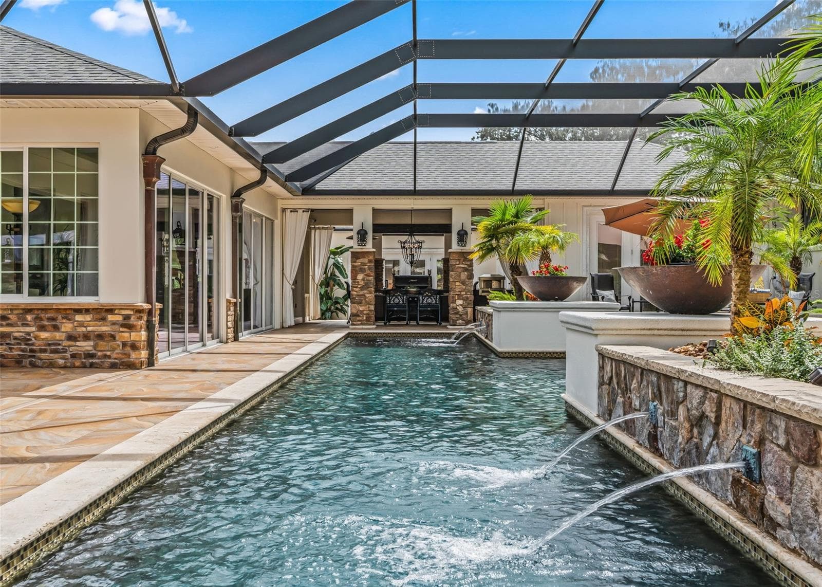 Water Spouts for Added Ambiance - 2917 LARRANAGA DR, THE VILLAGES