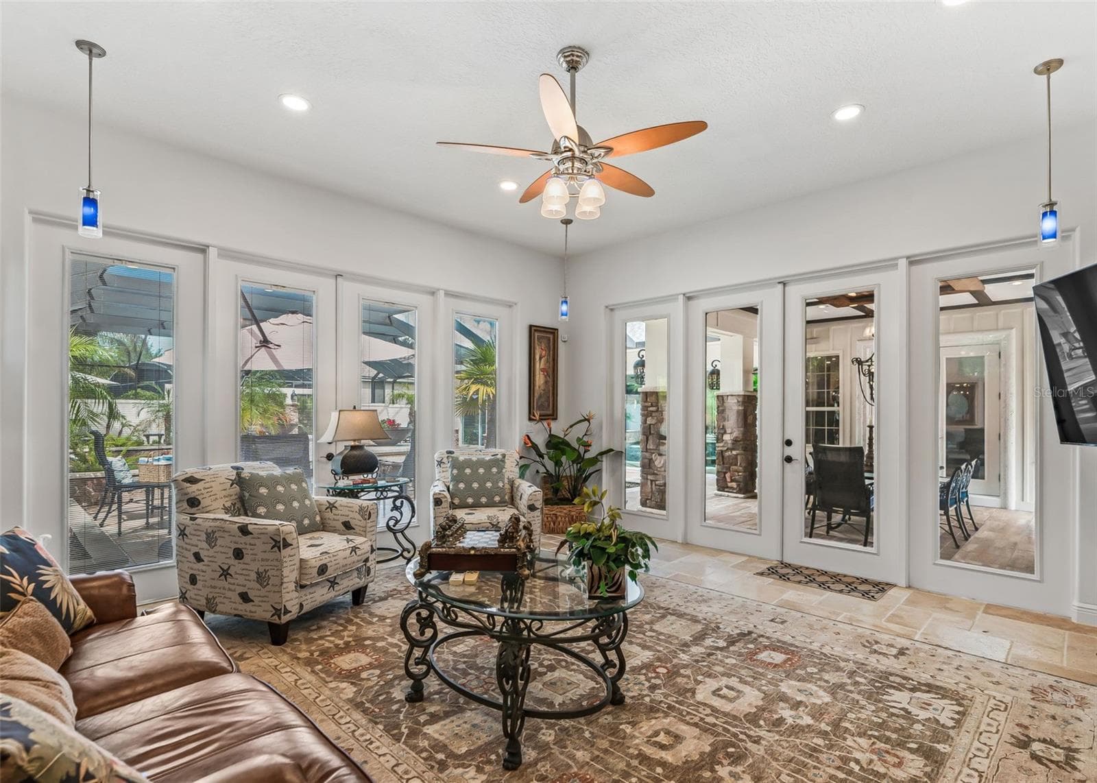 Pool Cabana/House - 2917 LARRANAGA DR, THE VILLAGES