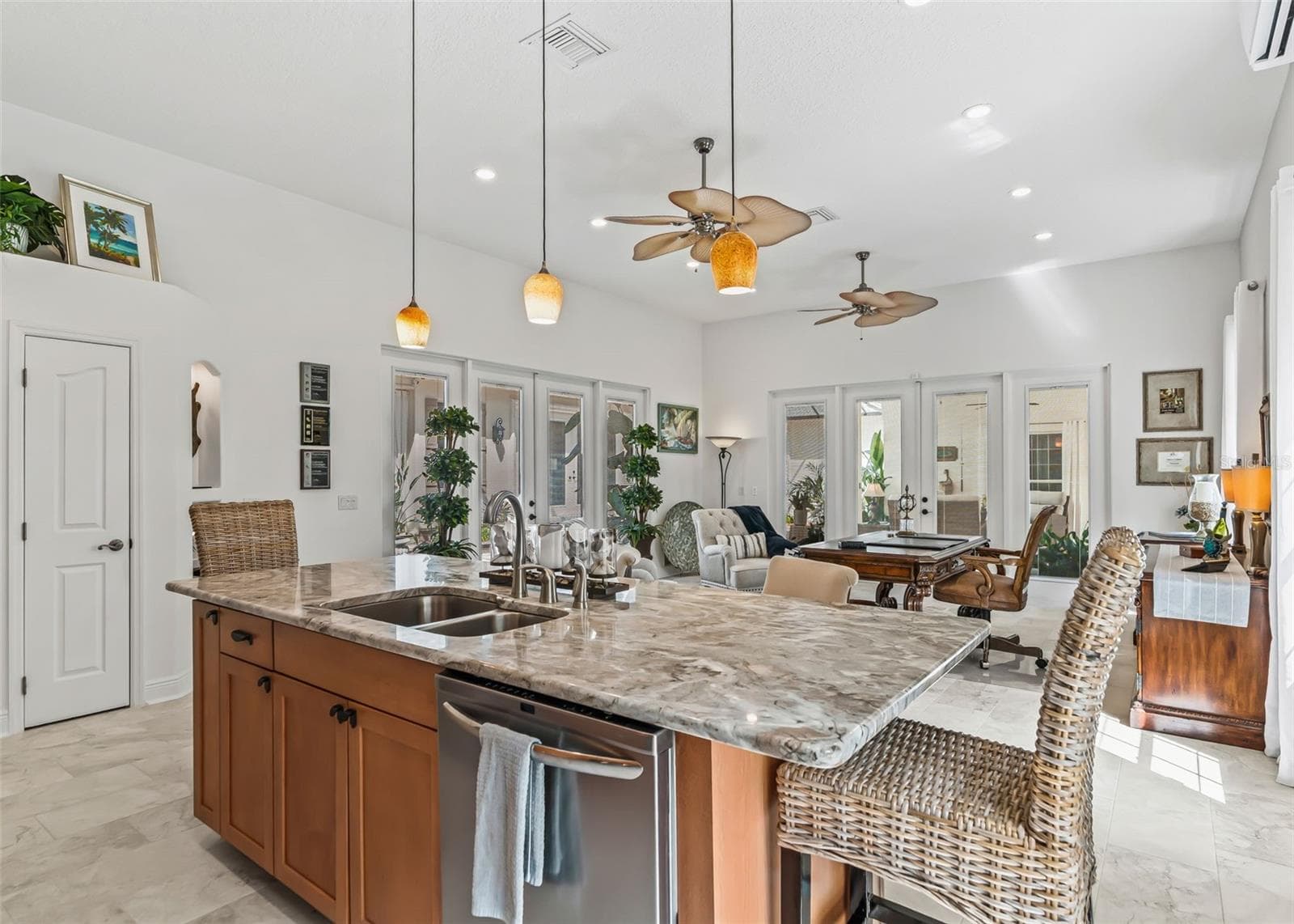 Fully Equipped Guest Home - 2917 LARRANAGA DR, THE VILLAGES
