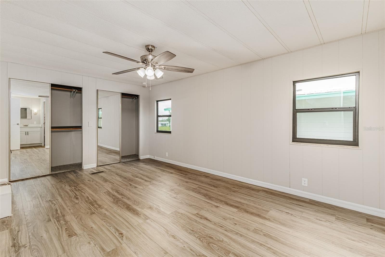 Manufactured Home at 2055 S FLORAL AVE #224, BARTOW, photo 5 of 28